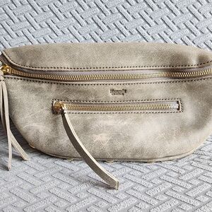 Hammitt Charles Medium  Leather Belt Bag Fanny Pack